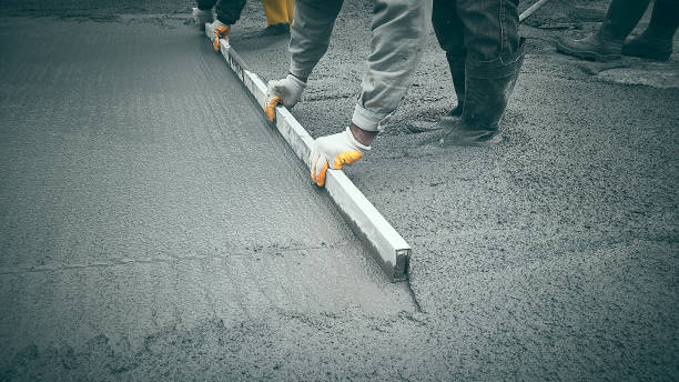 Best Driveway Concrete Repair  in Hanover, IN